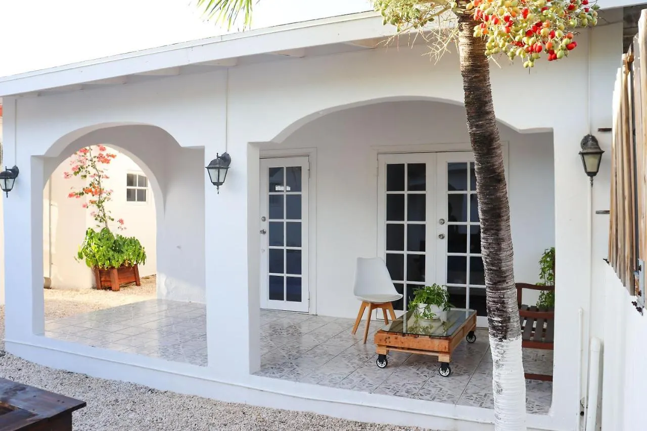 Embrace Aruba Vacation Rentals Santa Cruz